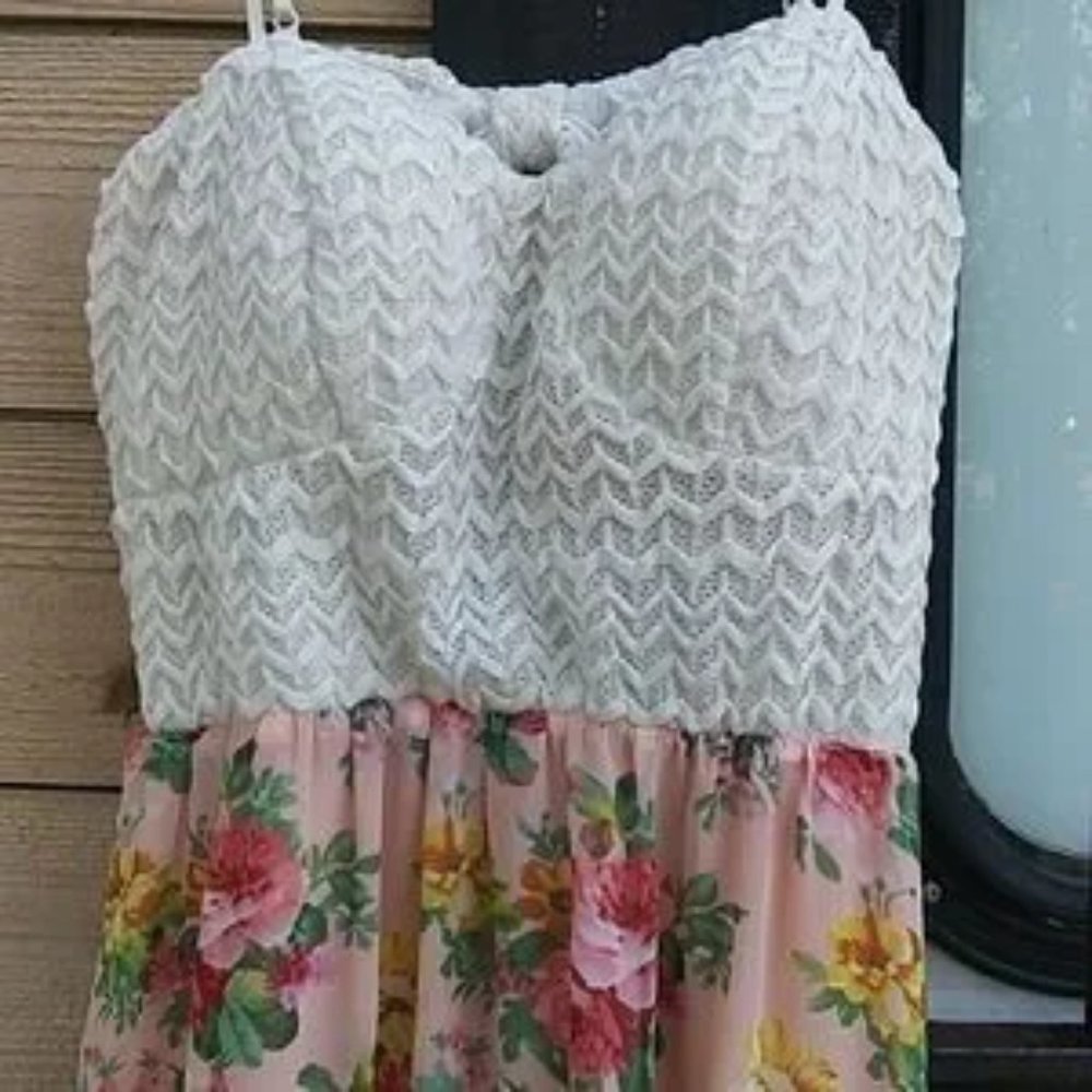 Trixxi dress